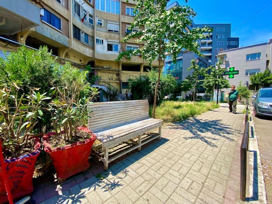 City Centre Big Art'Partment Heart Of The Capital Tiranë Luaran gambar